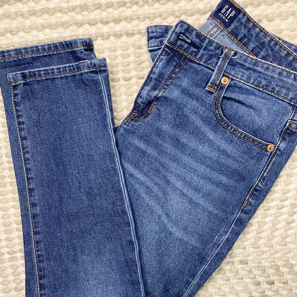 Mid Rise Girlfriend Jeans - Picture 3 of 6